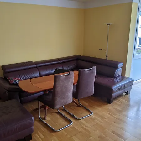Moderne Ferienwohnung In Leipzig-schleussig Apartamento